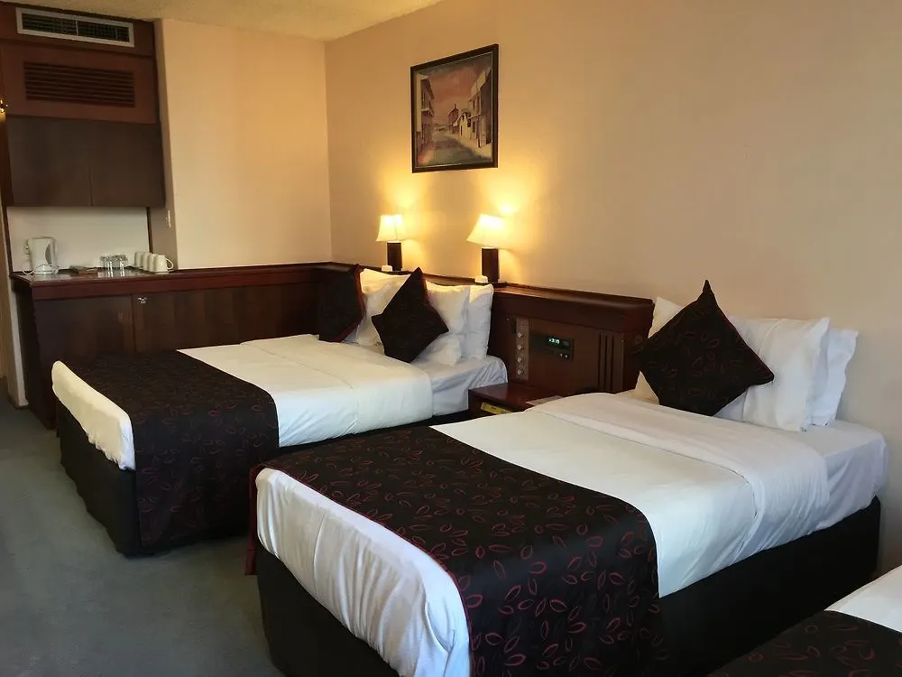 Kings Perth Hotel 3*,